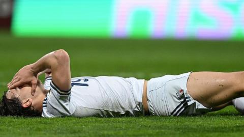 A defeated Pio Esposito