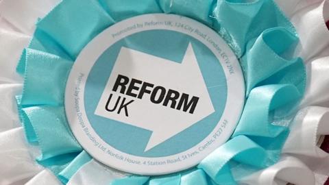 Reform rosette