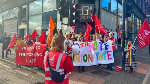 unite hospitality protest