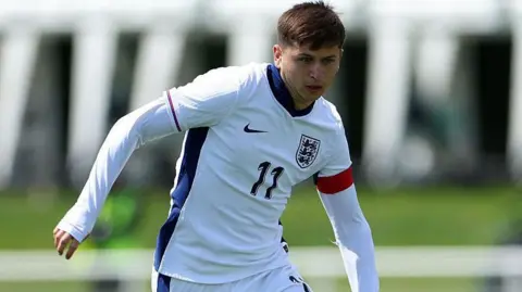 Mikey Moore in action for England Under-19s