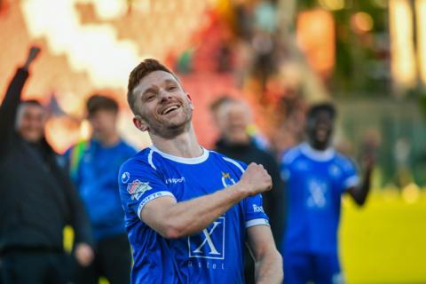 Kealan Dillon celebrates Dungannon Swifts' win