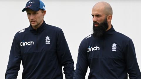 Joe Root and Moeen Ali