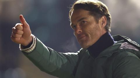 Scott Parker gives the thumbs up