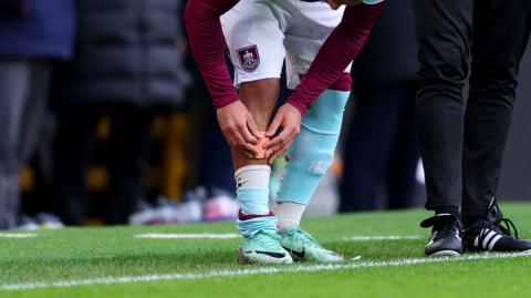 Marcus Edwards small shin pads