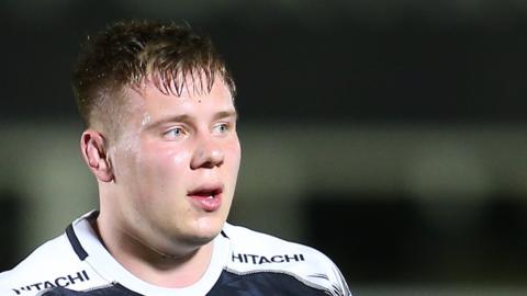 Freddie Lockwood in action for Newcastle Falcons