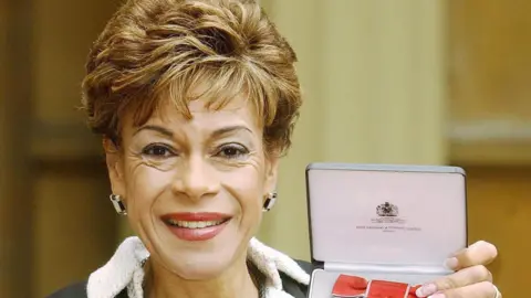 Iris Williams