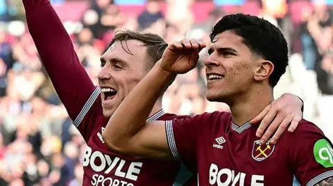 West Ham players celebrate a goal