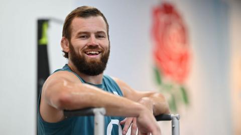 Luke Cowan-Dickie at England training