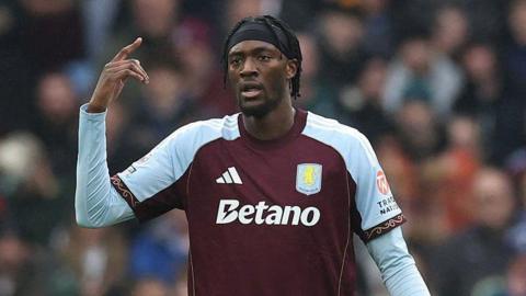 Tammy Abraham on his Aston Villa debut against Brentford