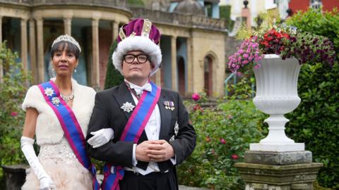 People: Alan Carr, Michelle Ogundehin