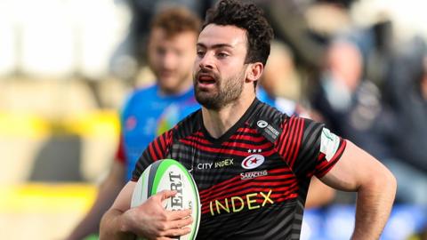 Dom Morris of Saracens runs in the final try of the match against Coventry