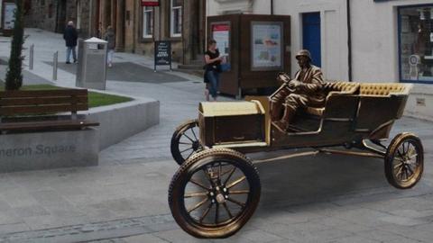 Mock up of bronze sculpture in Fort William