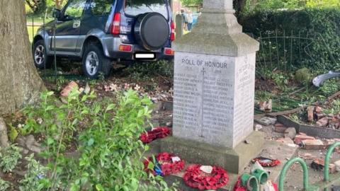 War Memorial crash