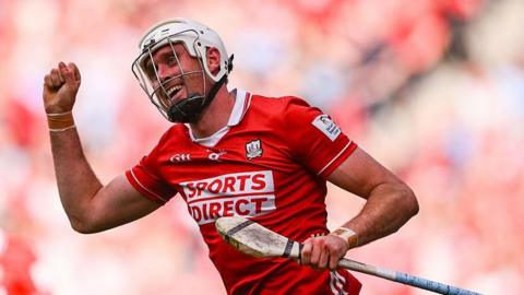 Tim O'Mahony scores a goal