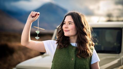 Niamh NicFhionghain
