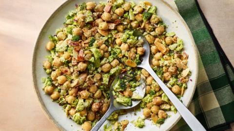 Blitzed broccoli and chickpea salad base