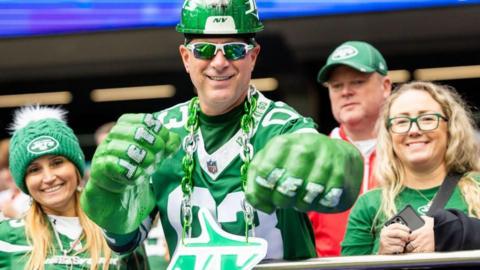 New York Jets fans at Tottenham Hotspur Stadium