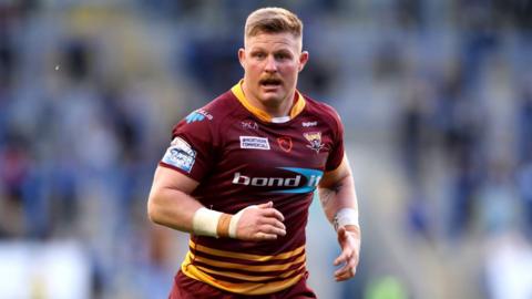 Luke Yates of Huddersfield Giants