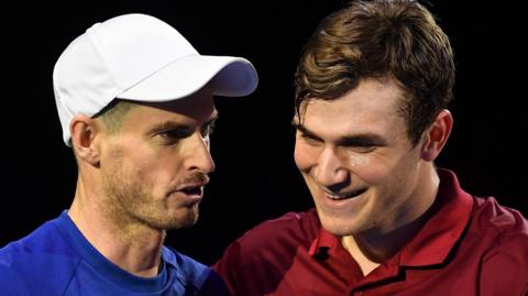 Andy Murray and Jack Draper talking