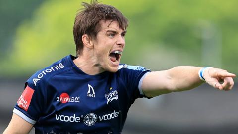 Sale Sharks' AJ McGinty