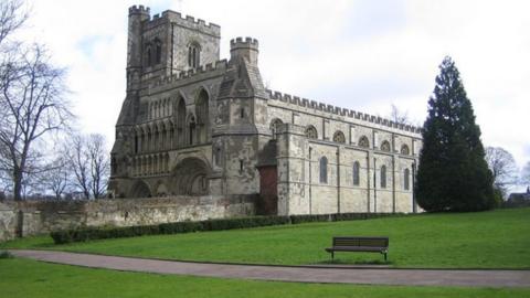 Priory church, Dunstable