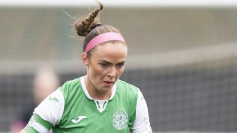 Hibernian midfielder Kirsten Reilly