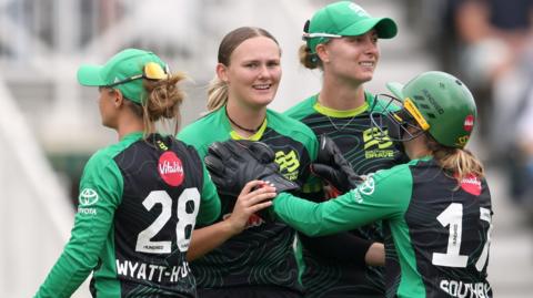 Tilly Corteen-Coleman celebrates with her Southern Brave team-mates