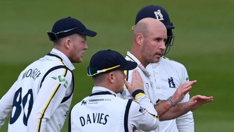 Warwickshire's Chris Rushworth