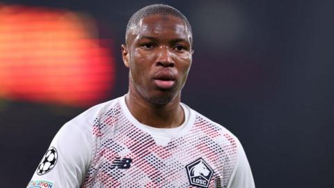 Bafode Diakite playing for Lille