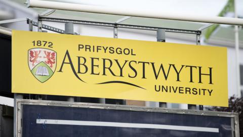 Arwydd o Brifysgol Aberystwyth