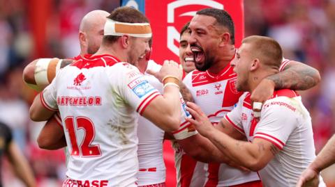 Hull KR celebrate a try