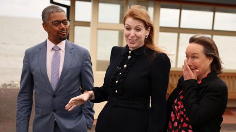 Vaughan Gething, Angela Rayner and Jo Stevens on Llandudno promenade