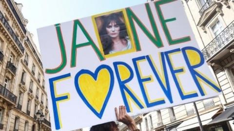 Fans mourn death of Jane Birkin