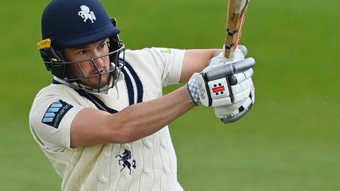 Ollie Robinson batting for Kent