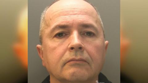 Llun heddlu o Richard Downey