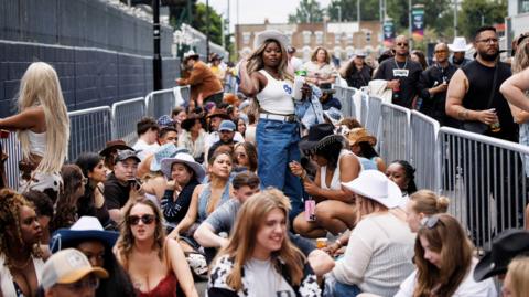 The queue waiting for the Beyoncé concert in Tottenham Hotspur Stadium