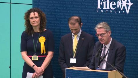 Wendy Chamberlain and Stephen Gethins as result is declared in North East Fife