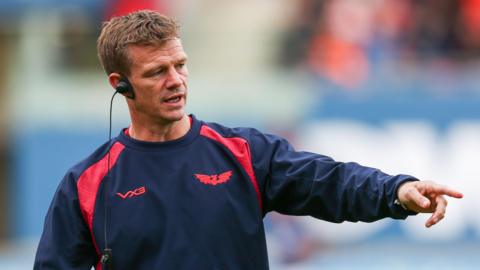 Scarlets head coach Dwayne Peel before a game