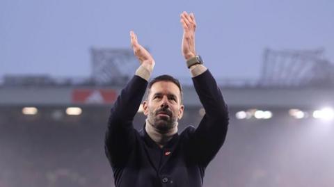 Ruud van Nistelrooy claps the United fans at Old Trafford