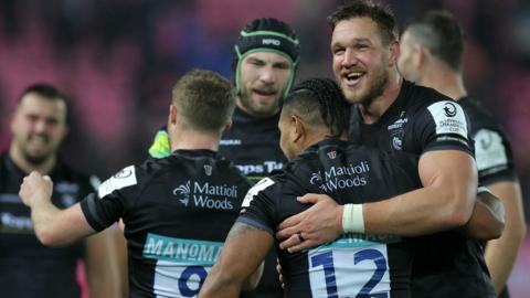 Leicester Tigers players celebrate