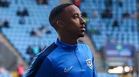 Cohen Bramall warming up for Portsmouth