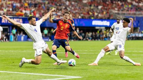 Cape Verde and Spain players