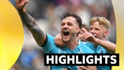 Hull FC celebrate