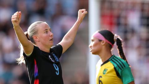 Beth Mead celebrates