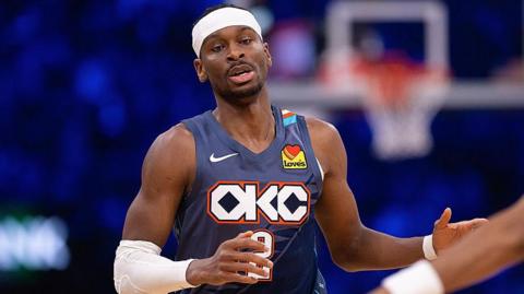 Shai Gilgeous-Alexander in action for the Oklahoma City Thunder