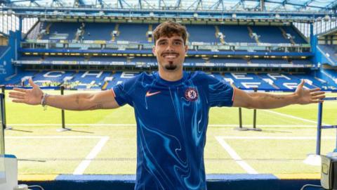 Pedro Neto at Stamford Bridge