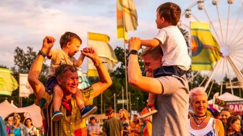 crowds at WOMAD Festival