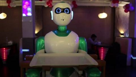 Robot waiters