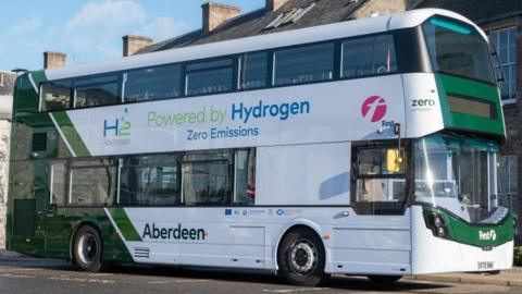 hydrogen bus