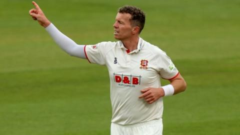 Peter Siddle's haul of 4-35 has now taken his tally of first-class wickets for Essex to 79 in 19 matches